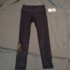 NWT Sol & Mane 3/4 length leggings